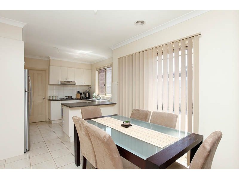 1/37 Eumarella Street, Tullamarine VIC 3043