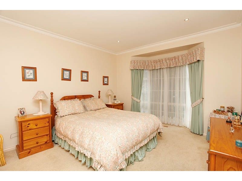 14 Palazzo Court, Greenvale VIC 3059