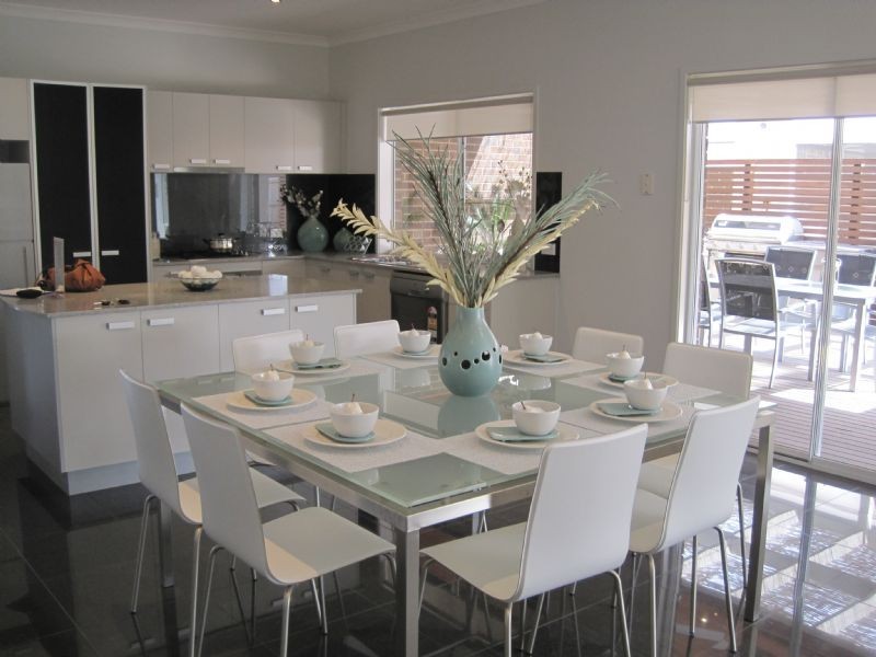 27 Hedges Street, Craigieburn VIC 3064