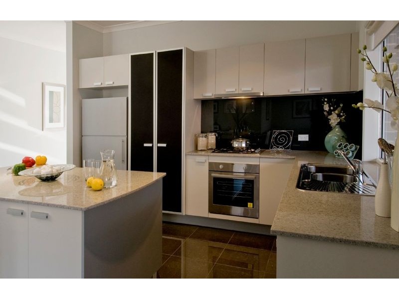 27 Hedges Street, Craigieburn VIC 3064