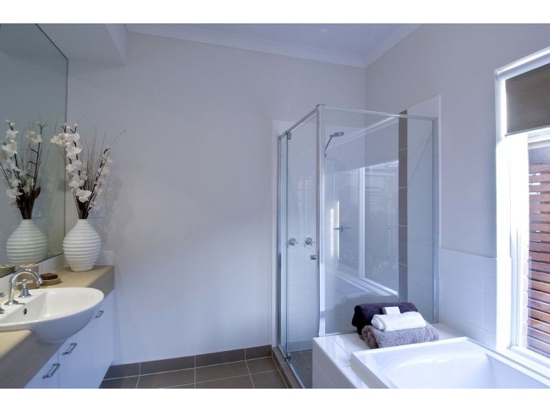 21 Hedges Street, Craigieburn VIC 3064
