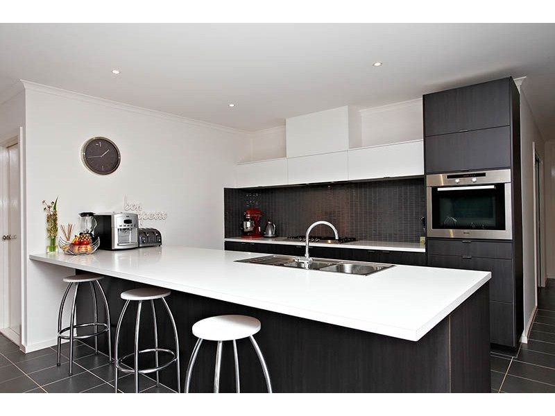 75 Marigold Crescent, Gowanbrae VIC 3043