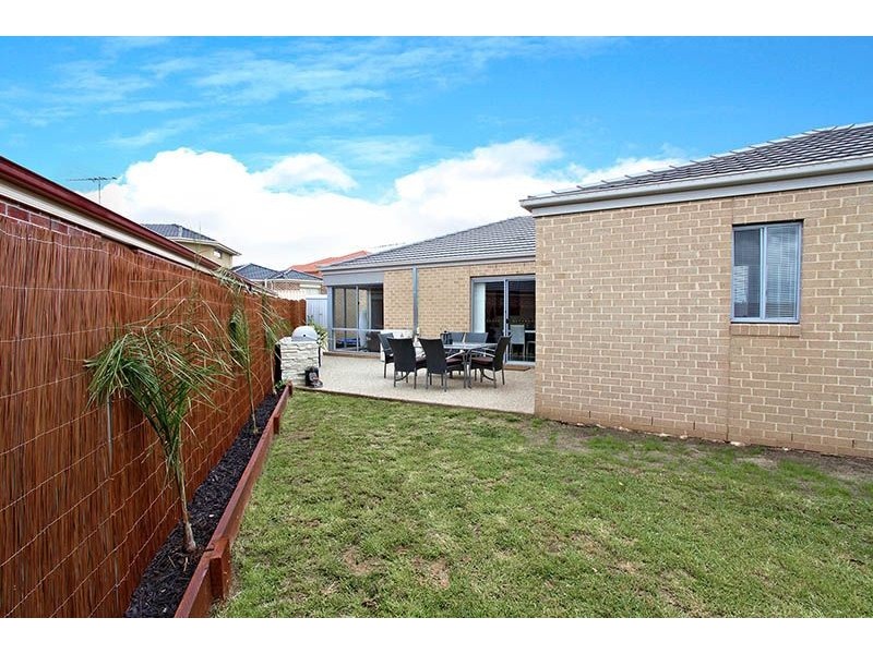 75 Marigold Crescent, Gowanbrae VIC 3043