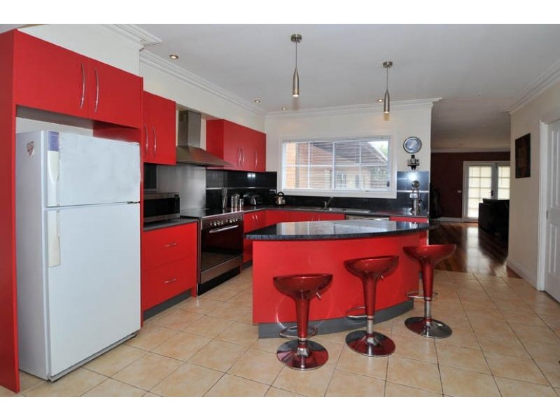 14 Dalkeith Avenue, Tullamarine VIC 3043