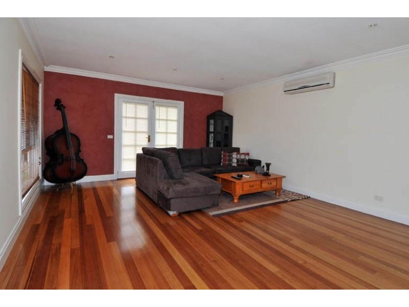 14 Dalkeith Avenue, Tullamarine VIC 3043