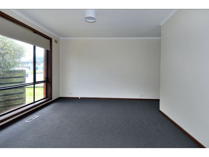 1/250 Melrose Drive, Tullamarine VIC 3043