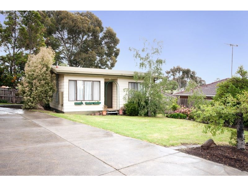 8-10 Farley Court, Gladstone Park VIC 3043
