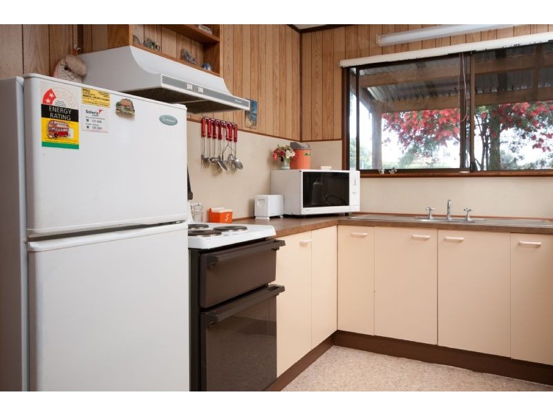 8-10 Farley Court, Gladstone Park VIC 3043