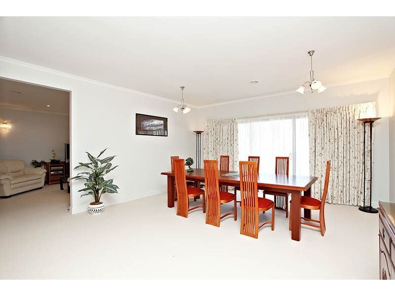 4 Sainsbury Court, Greenvale VIC 3059