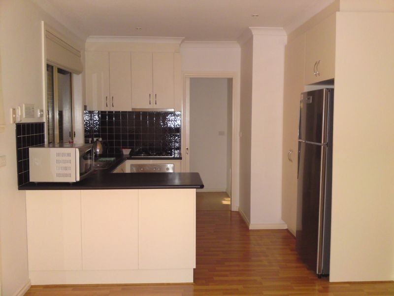 3/4 Broadmeadows Rd, Tullamarine VIC 3043