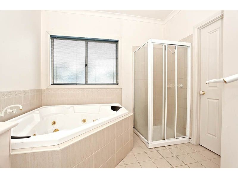 9 Lytham Court, Greenvale VIC 3059