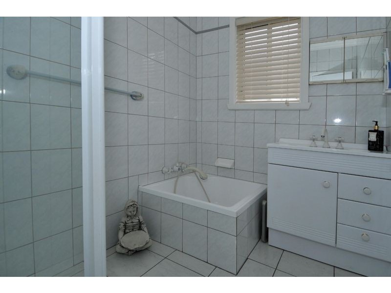 14 Dalkeith Avenue, Tullamarine VIC 3043