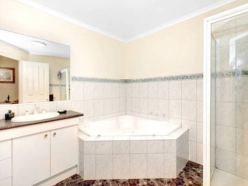 7 Nairn Court, Greenvale VIC 3059