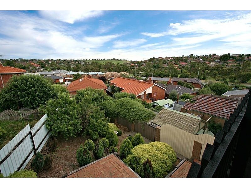 2/26 Campbell Street, Westmeadows VIC 3049
