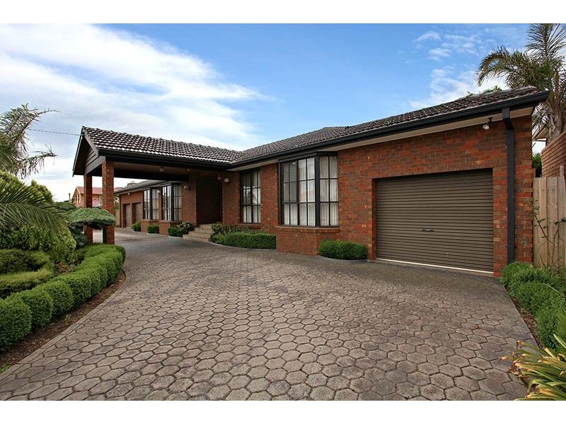 11 Motherwell Avenue, Greenvale VIC 3059
