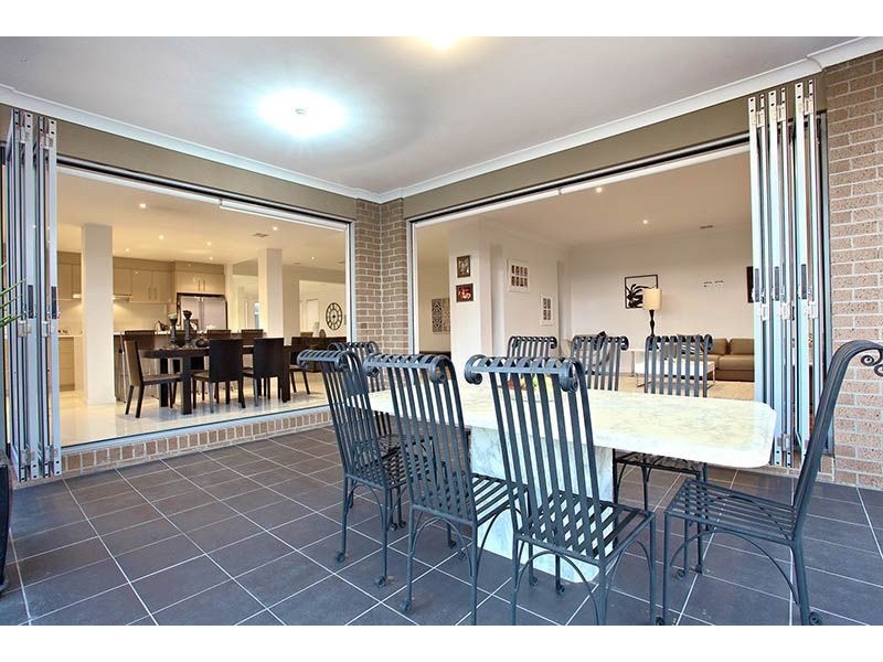 10 Kings College Court, Attwood VIC 3049