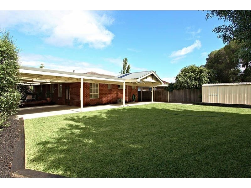 10 Swan Avenue, Westmeadows VIC 3049