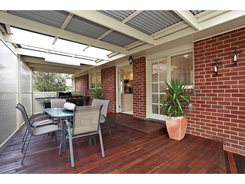 10 Swan Avenue, Westmeadows VIC 3049