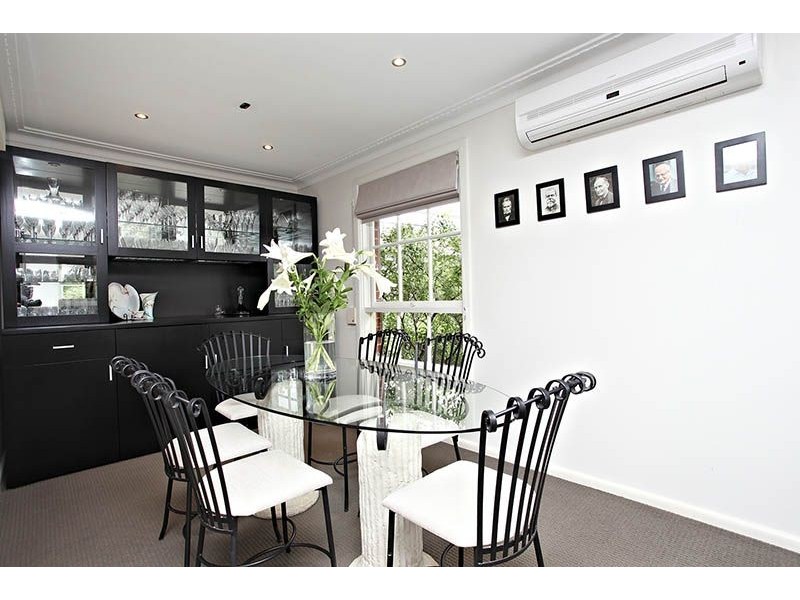 10 Swan Avenue, Westmeadows VIC 3049