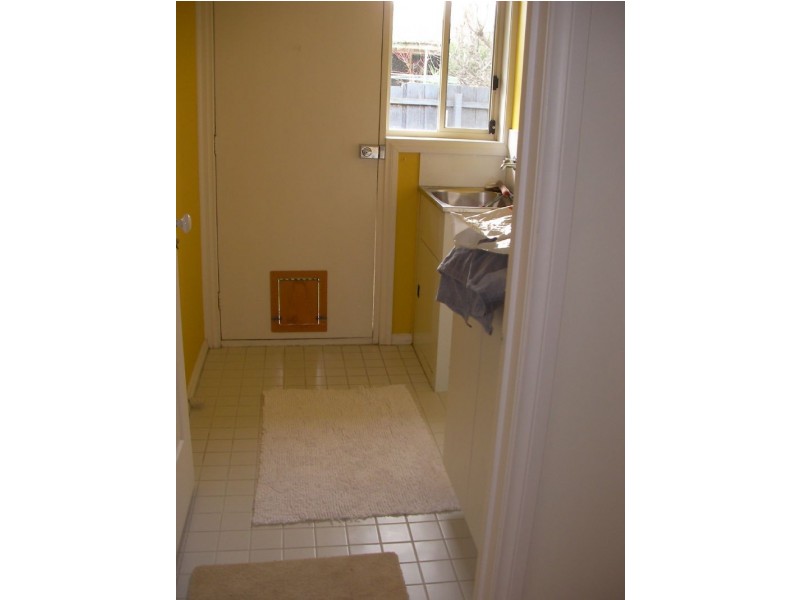 2/66 Hotham Rd, Niddrie VIC 3042