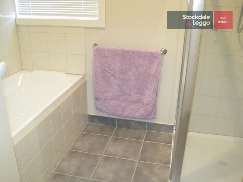 34 Balerno Circle, Gowanbrae VIC 3043