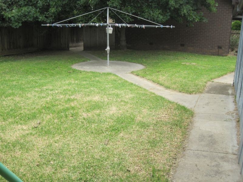 71 Wattleglen Street, Craigieburn VIC 3064