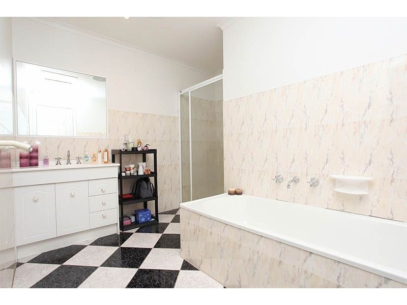 4/48 Sharps Road, Tullamarine VIC 3043