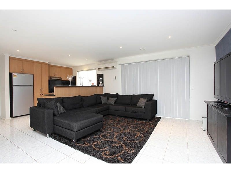 4/48 Sharps Road, Tullamarine VIC 3043