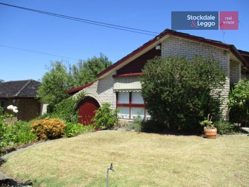 24 Beresford Crescent, Gladstone Park VIC 3043