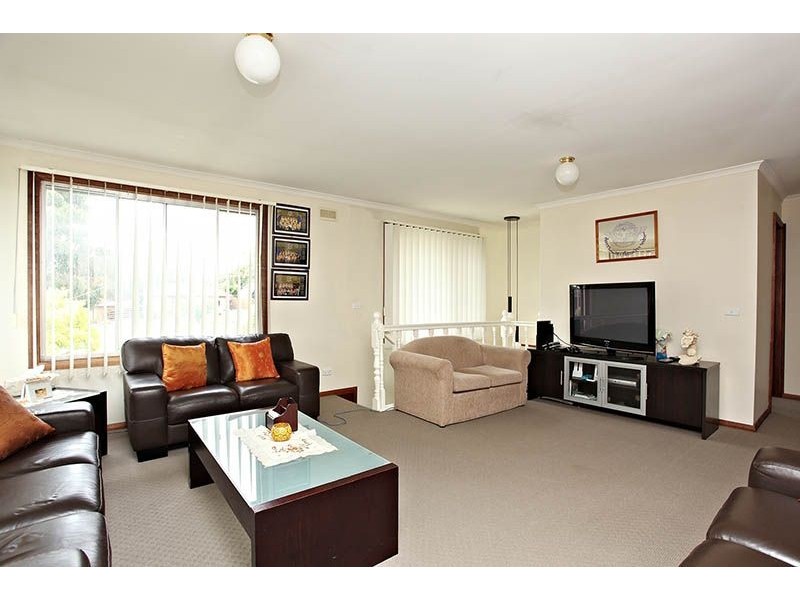 7 Sulby Place, Gladstone Park VIC 3043