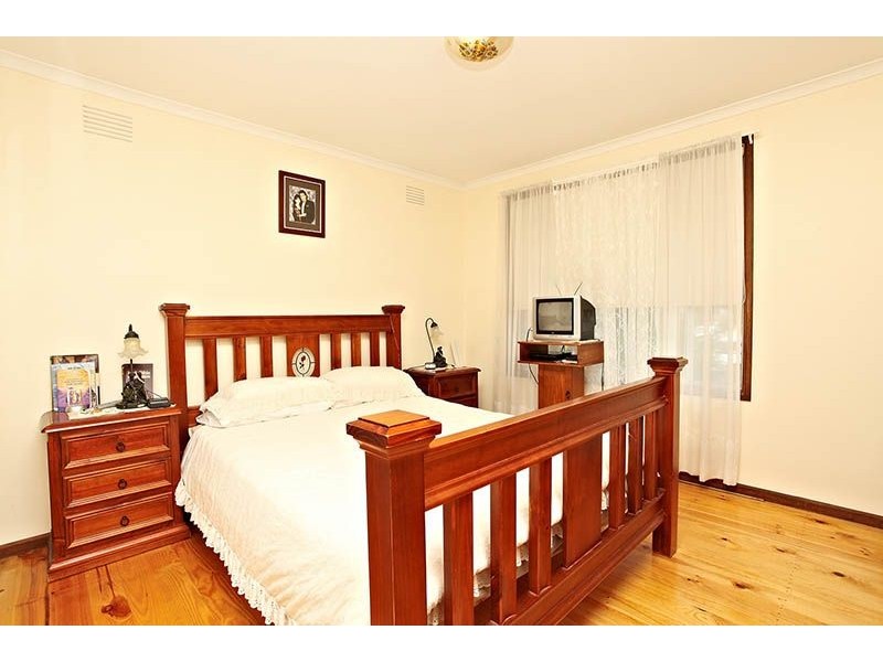 7 Sulby Place, Gladstone Park VIC 3043