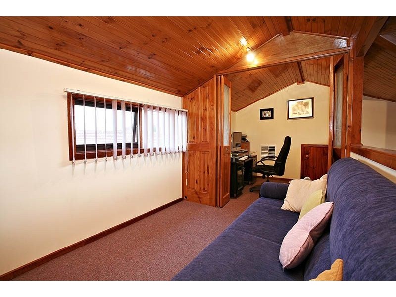 8 Urquhart Court, Greenvale VIC 3059