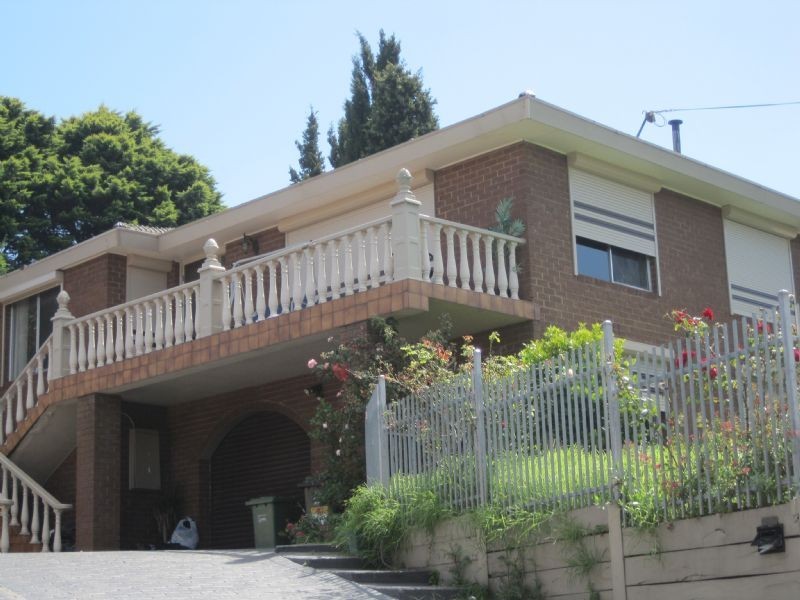 17 Westfield Blvd, Westmeadows VIC 3049