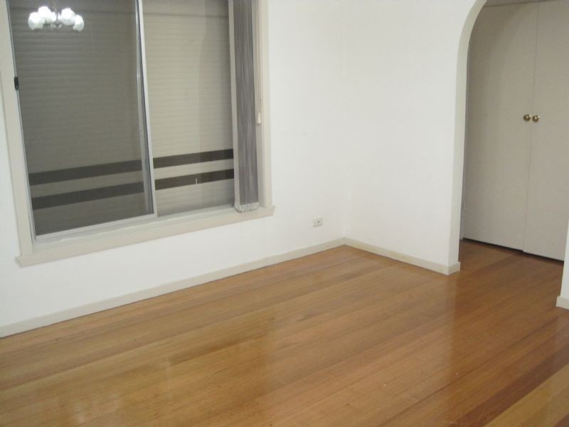 17 Westfield Blvd, Westmeadows VIC 3049