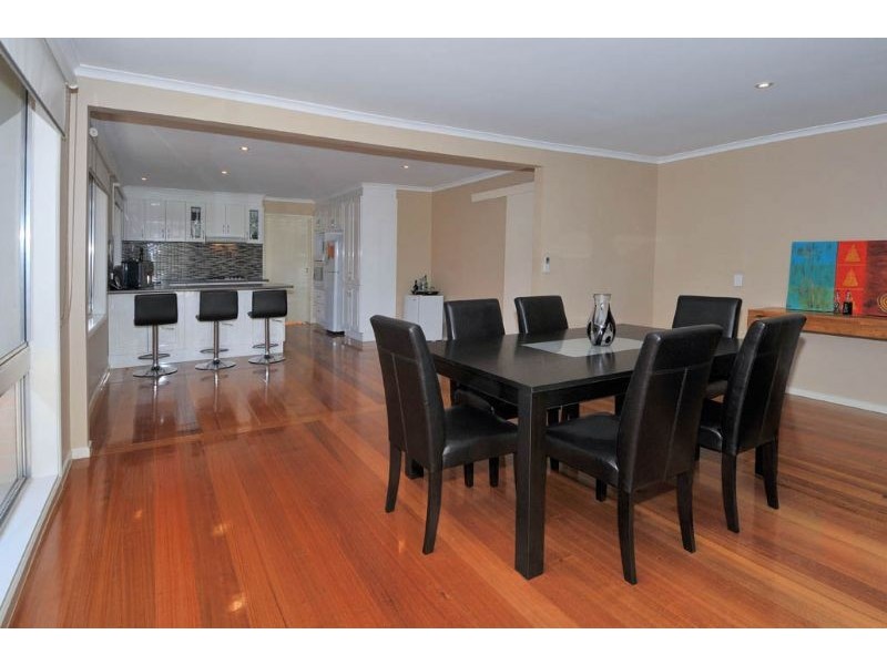 38 Lackenheath Drive, Tullamarine VIC 3043