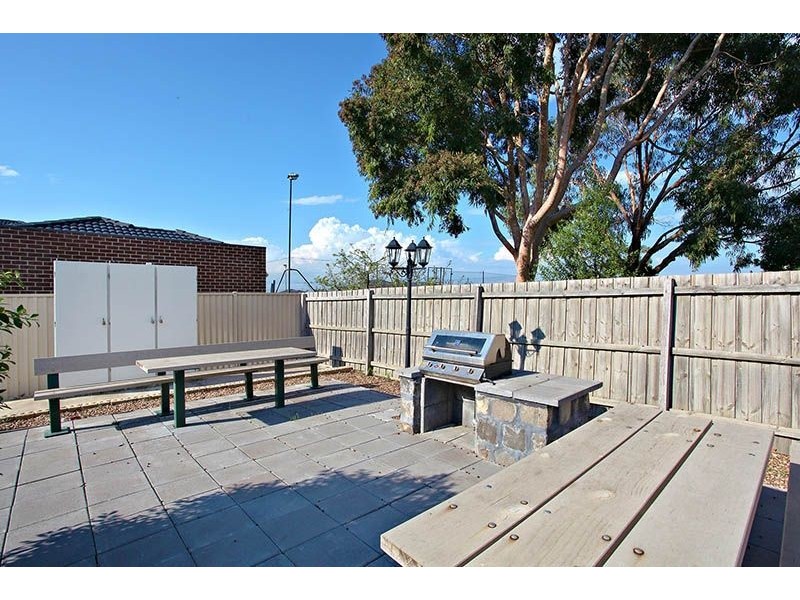 7/84 Hillcrest Drive, Westmeadows VIC 3049