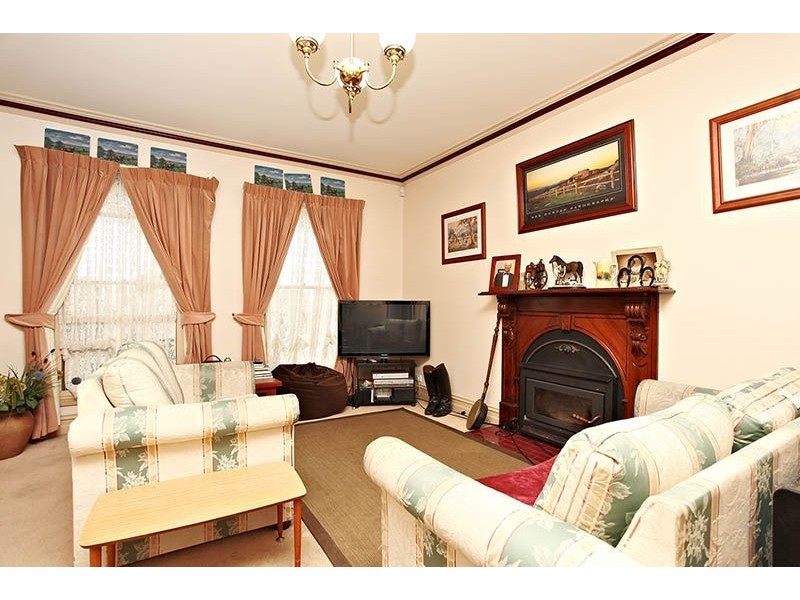 2/6 Wallace Drive, Greenvale VIC 3059