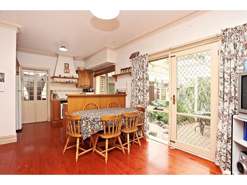 2/6 Wallace Drive, Greenvale VIC 3059