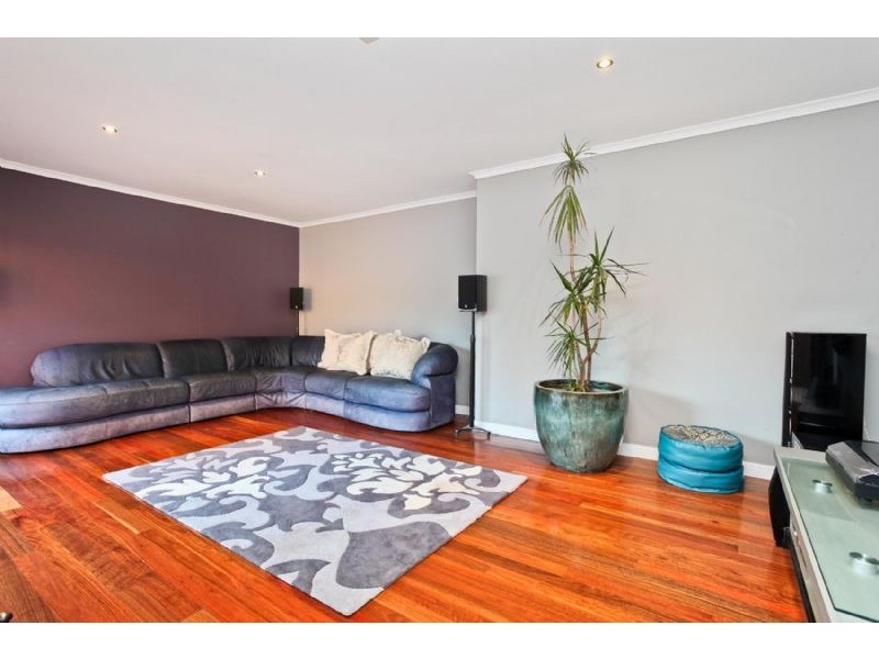 1 Victor Place, Attwood VIC 3049