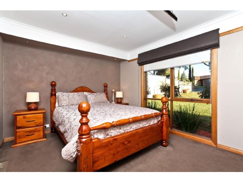 1 Victor Place, Attwood VIC 3049