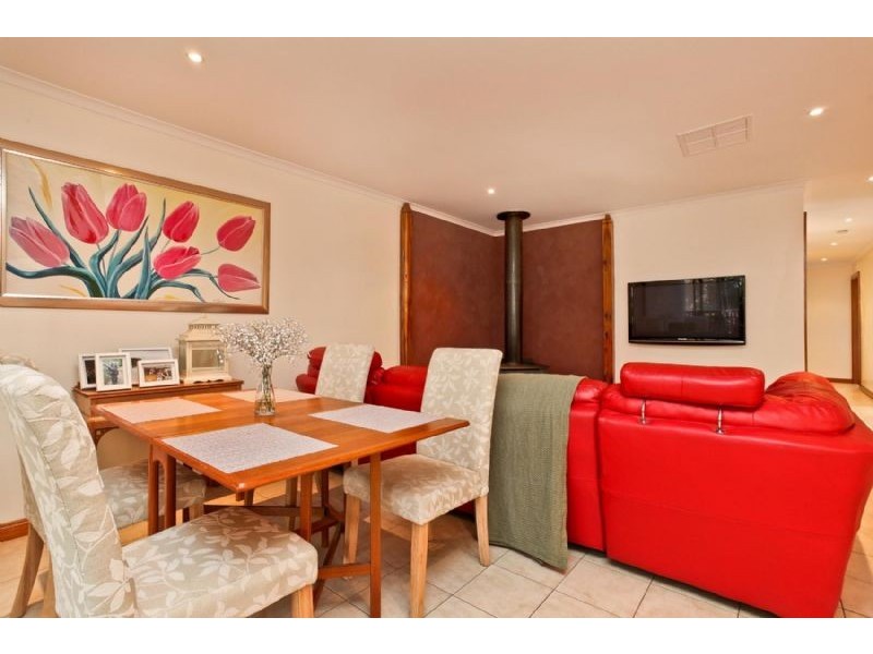 1 Victor Place, Attwood VIC 3049