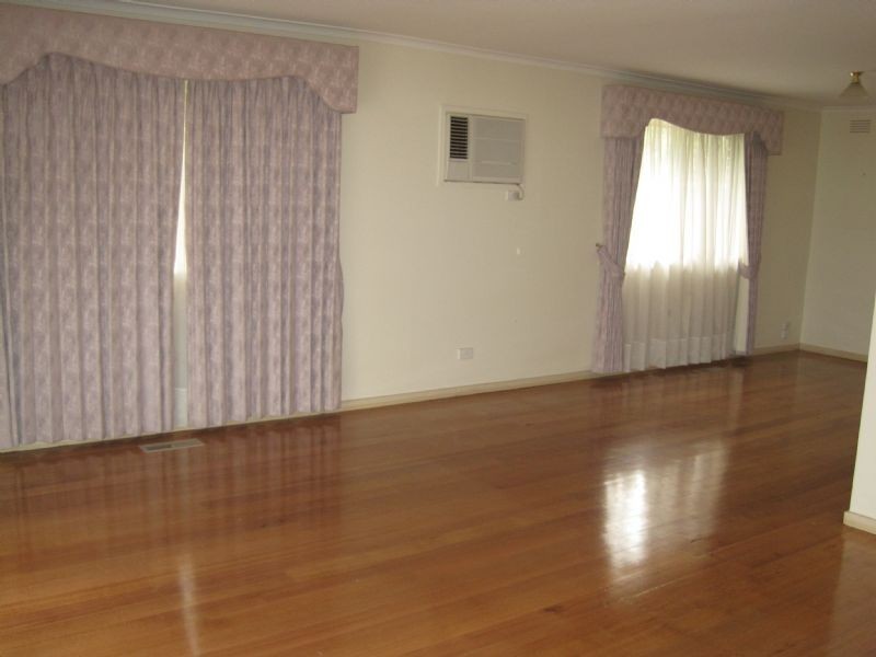 19 Shadforth Street, Westmeadows VIC 3049