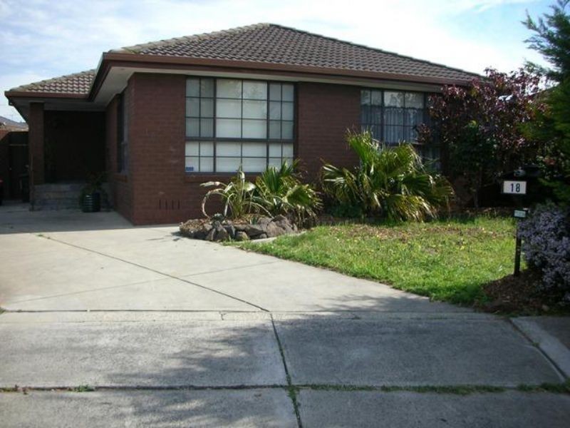 18 Gabrielle Crescent, Gladstone Park VIC 3043