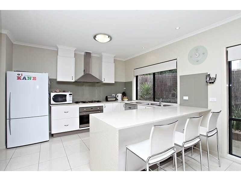 16 Maclaren Court, Greenvale VIC 3059