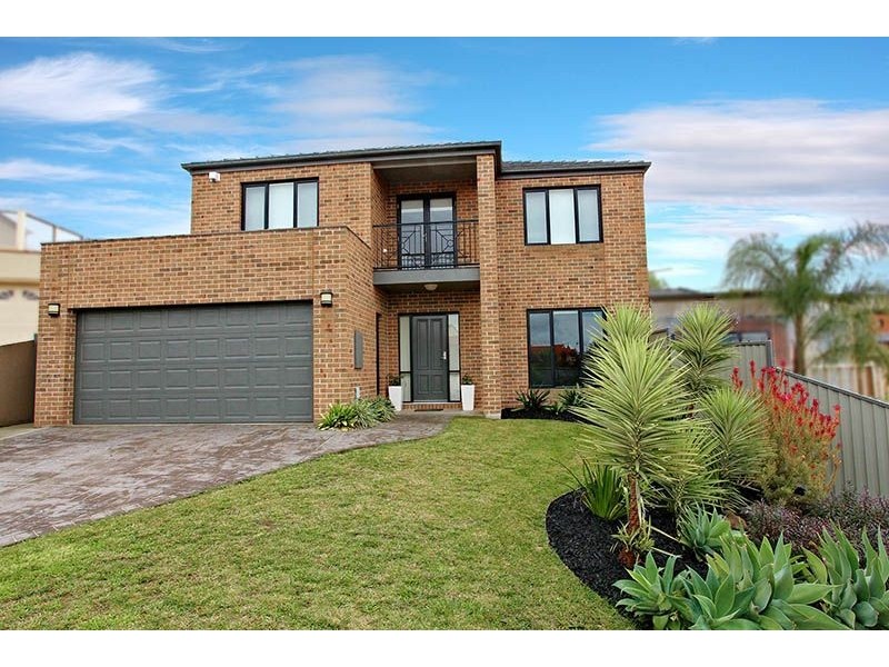 16 Maclaren Court, Greenvale VIC 3059