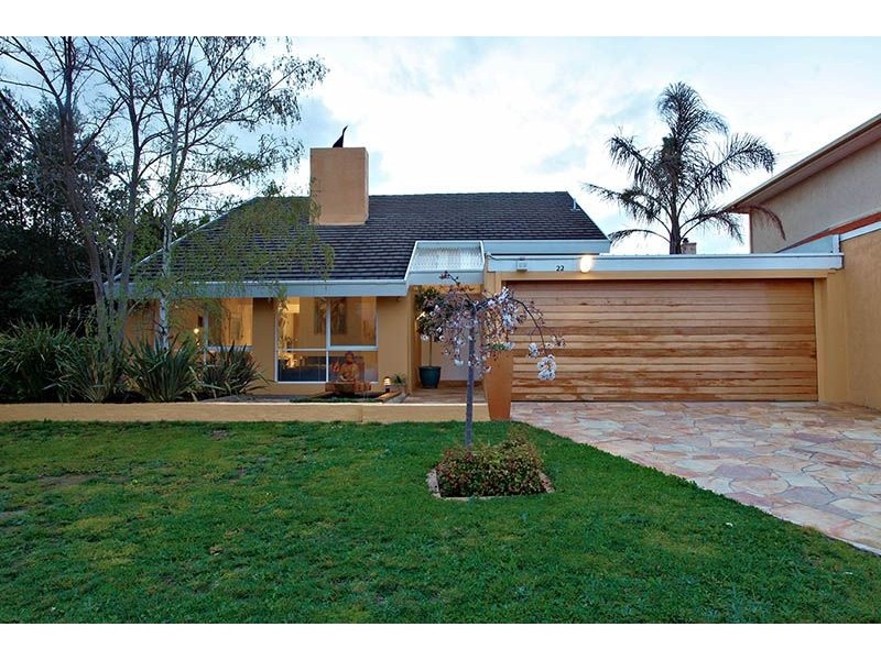 22 Normanby Drive, Greenvale VIC 3059