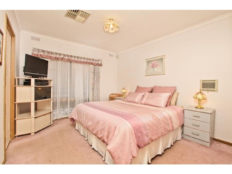 22 Shadforth Street, Westmeadows VIC 3049