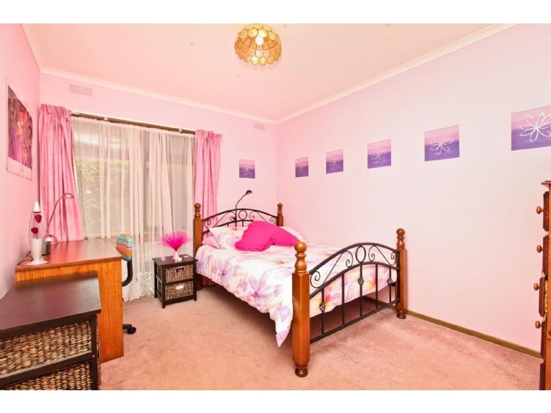 22 Shadforth Street, Westmeadows VIC 3049