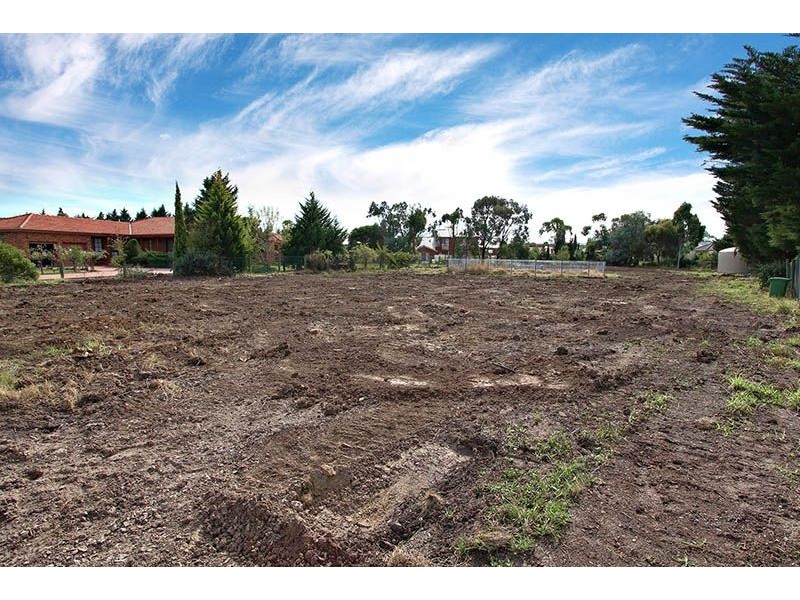 11 Inverness Mews, Greenvale VIC 3059