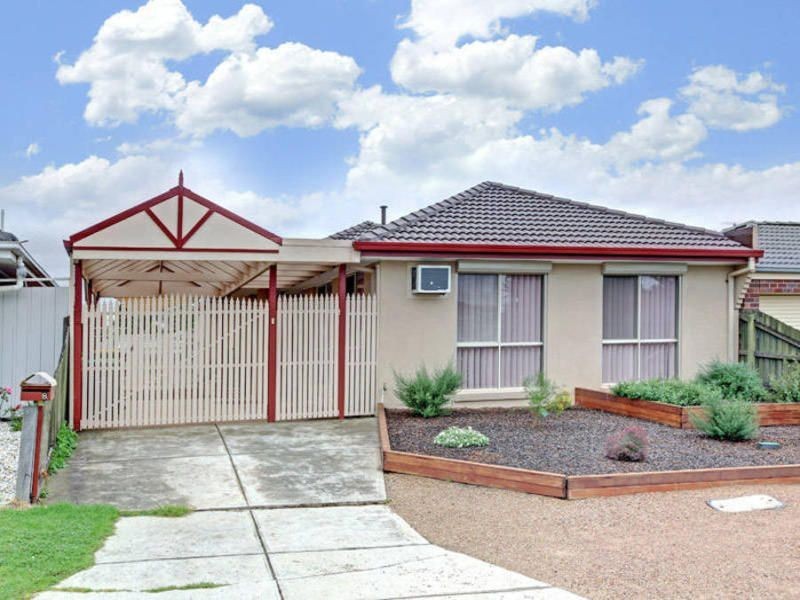 8 Shale Crt, Delahey VIC 3037
